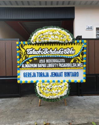 Papan Bunga Duka di Gambesi